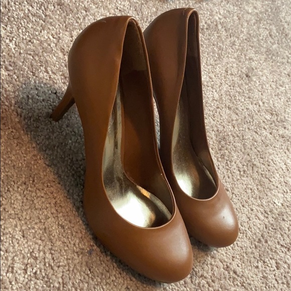 Jessica Simpson Brown/Tan High Heels - Picture 2 of 7